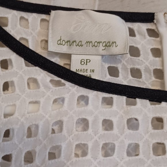 Donna morgan Denim and Eyelet Dress 6P - Picture 4 of 5